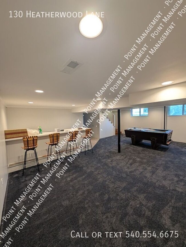 Building Photo - 130 Heatherwood Ln