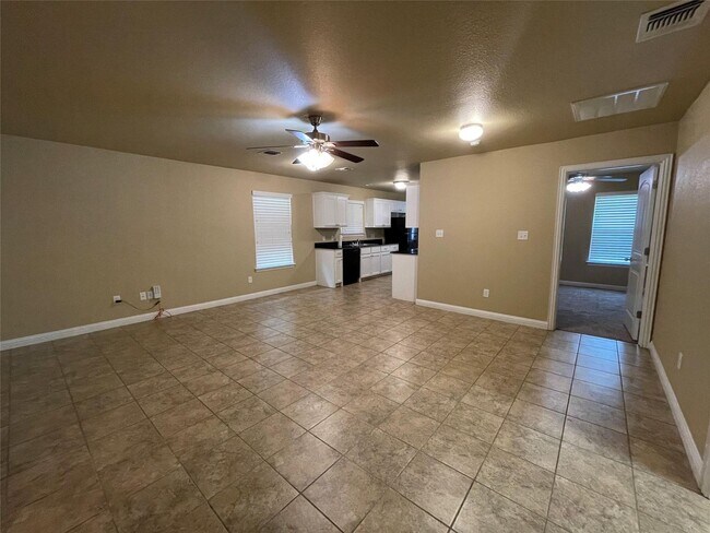 Building Photo - 3132 Weave Ct