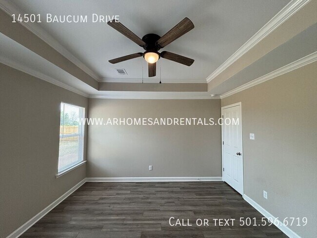 Foto del edificio - 14501 Baucum Dr