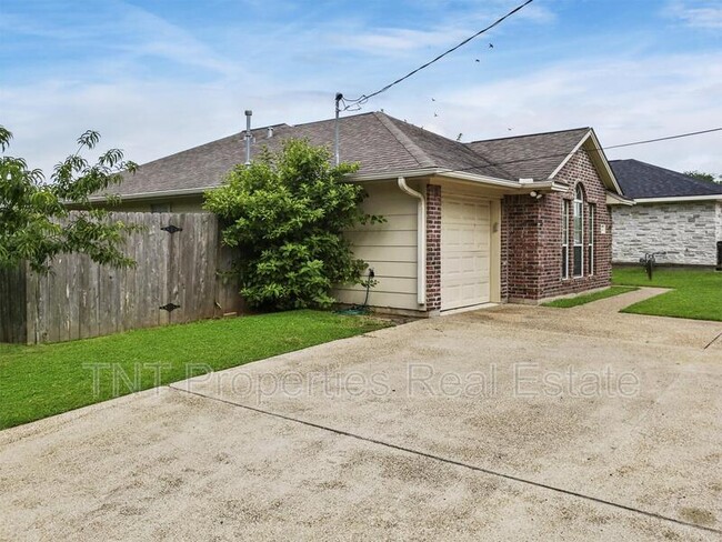 Foto del edificio - 1124 Carolina St