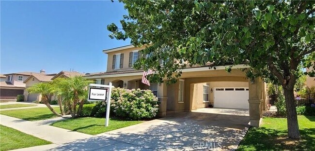 Building Photo - 1026 McCall Dr