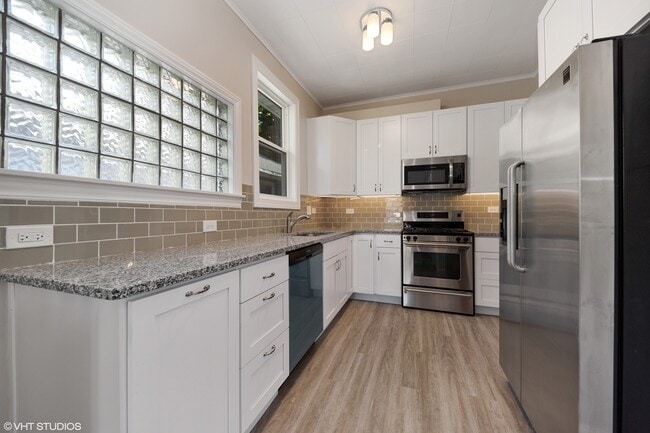 Foto del edificio - 1127 Hannah Ave