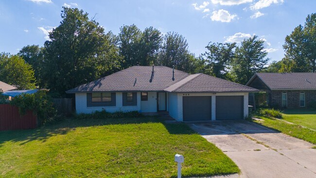 Foto del edificio - Beautiful home in North Edmond