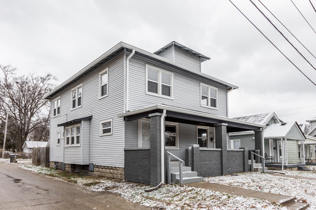 Newly updated duplex in a nice neighborhood. - 1622 -1624 Orange St.