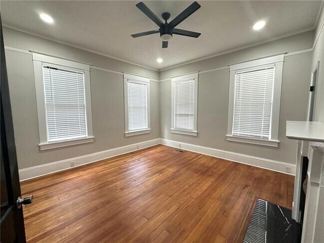 Foto del edificio - 2676 Cherokee Ave
