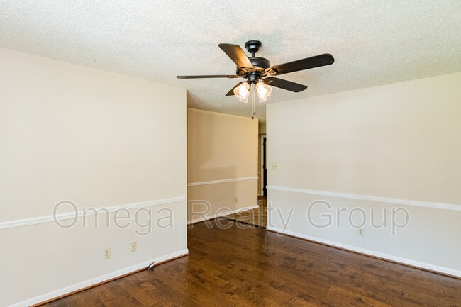 Building Photo - 3506 Rocky Ridge Dr