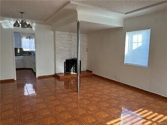 Foto del edificio - 10214 Hildreth Ave