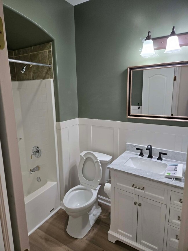 Building Photo - 9513 S 26th Ave