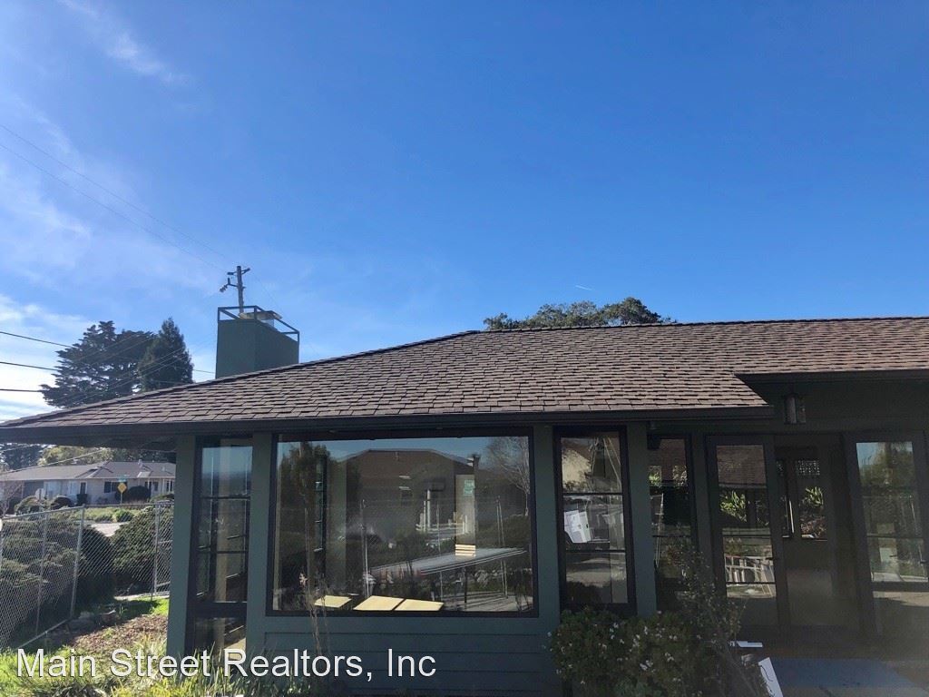 Primary Photo - 2 br, 2 bath House - 102 Moore St