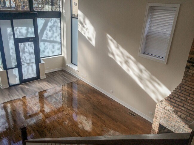 Foto del edificio - 1214 W Wrightwood Ave