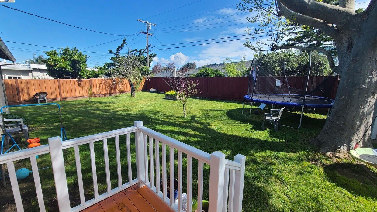 Primary Photo - 40138 Besco Dr