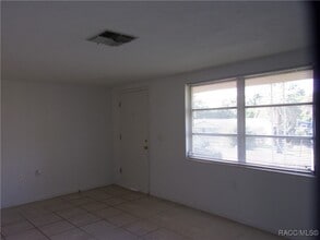 Building Photo - 25 N Barbour St