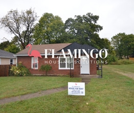 Building Photo - 346 Stelton Rd