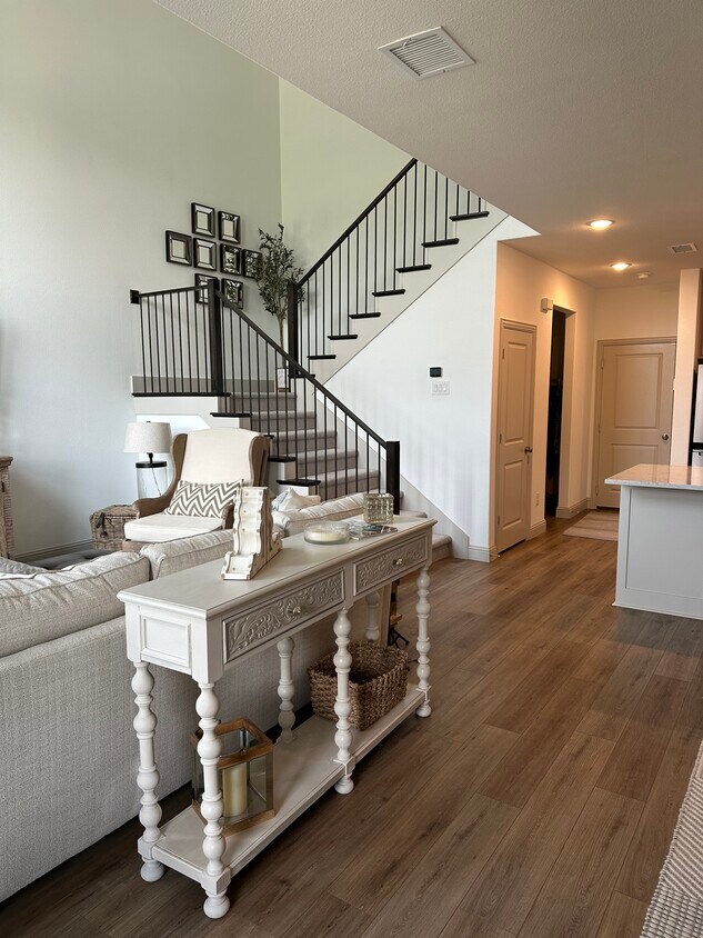 Living dining - 7277 Sacaton Trl