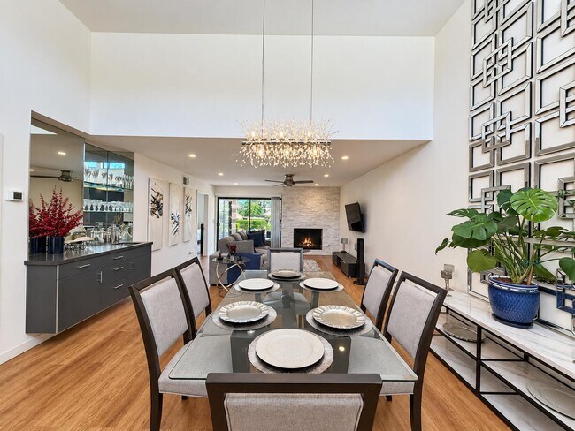 Foto del edificio - 72477 Rolling Knoll Dr