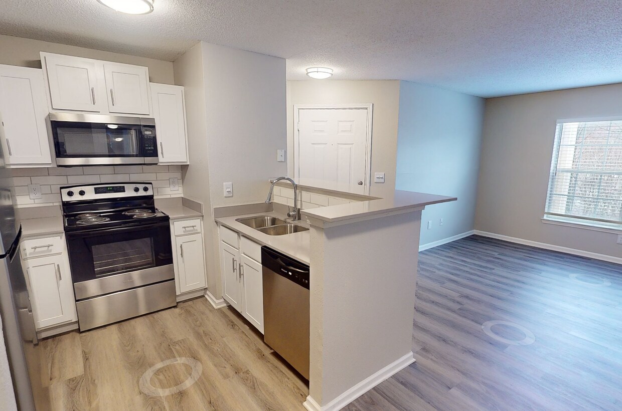 Photo - Hillside Place Apartments