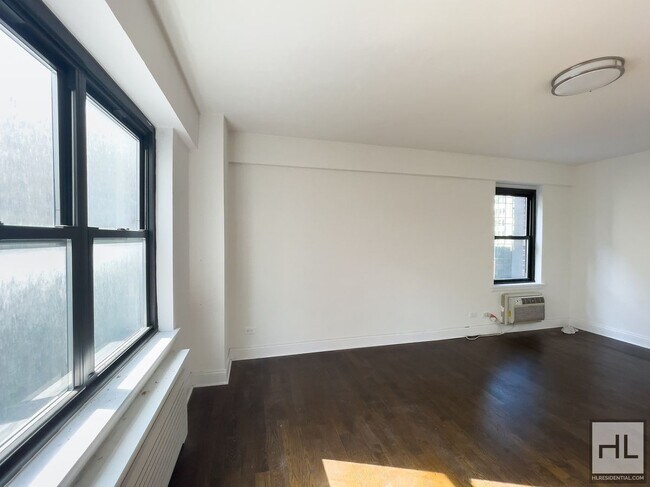 Foto del edificio - EAST 57 STREET