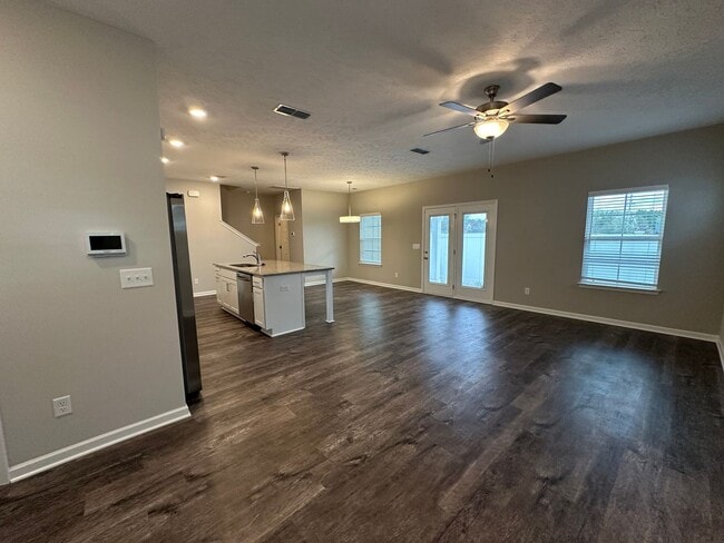 Building Photo - MOVE IN SPECIAL Beautiful Open Concept 3 B...