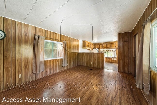 Building Photo - 2 br, 1 bath House - 32780 Mission Trail