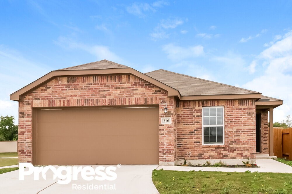 316 Silvercrest Ln, Jarrell, TX 76537 House Rental in Jarrell, TX