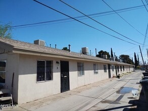 Building Photo - 187 N Awbrey St