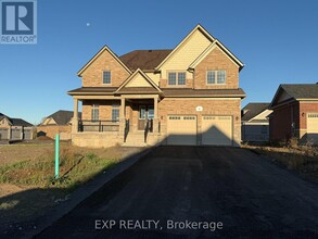 Building Photo - 1 Larissa Pk Dr