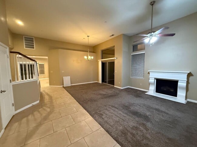 Building Photo - 39 N Post Ave