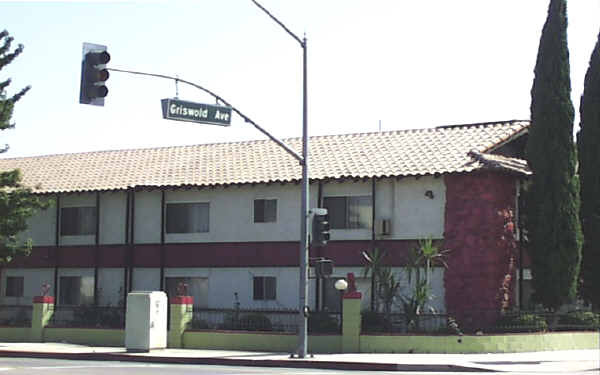 Glen Oaks Apartaments - Glen Oaks Apartments
