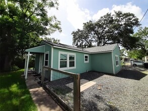 Building Photo - 7607 Moss Rose St