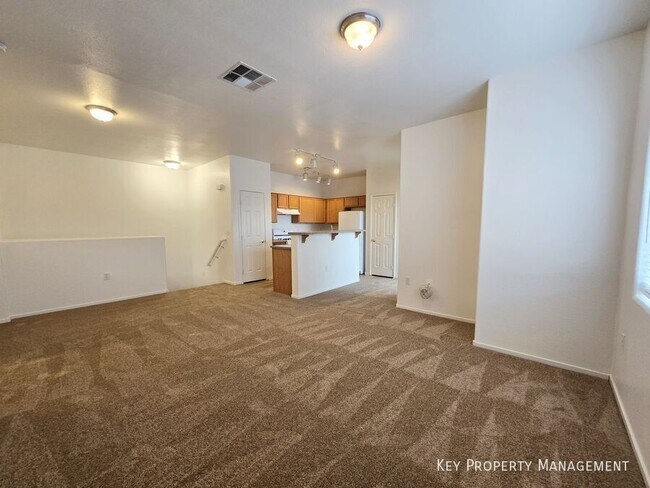 Building Photo - 6320 Desert Leaf St