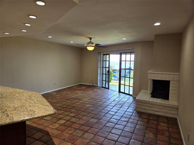 Foto del edificio - 428 Yacht Club Dr