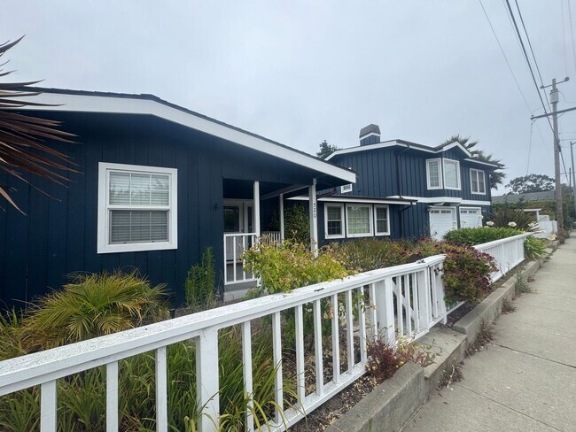 Foto del edificio - Beautiful 3 bedroom West Side Home!