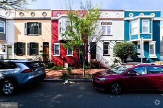 Building Photo - 205 Bates St NW
