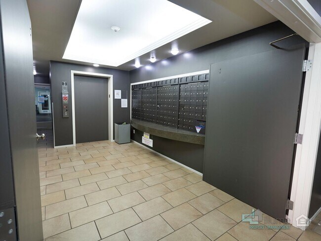 Foto del edificio - University Park 2 Bd/2 Bth w/parking- water/sewer/trash included!