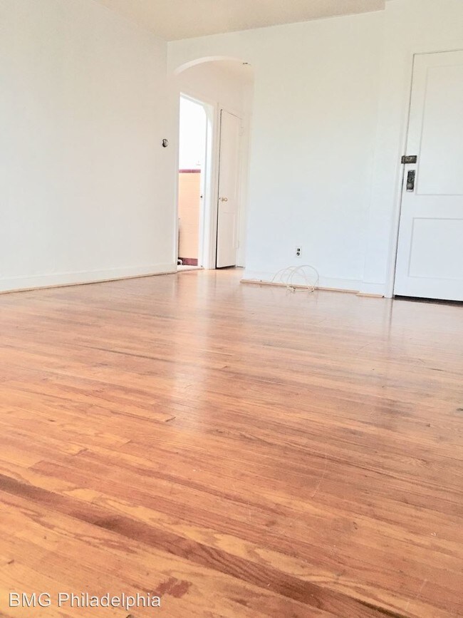 Foto del edificio - 3122 Tyson Ave