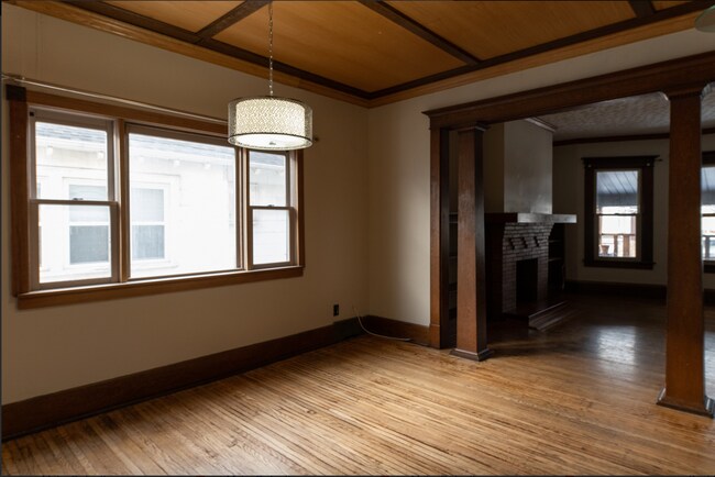 Foto del edificio - 157 Saranac Ave