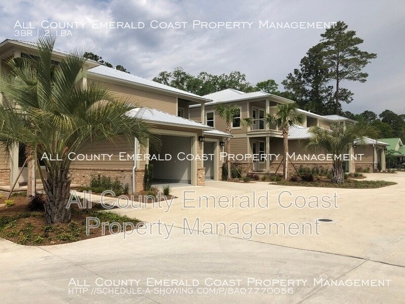 15 Palm St Unit B, Freeport, FL 32439 Condo for Rent in Freeport, FL