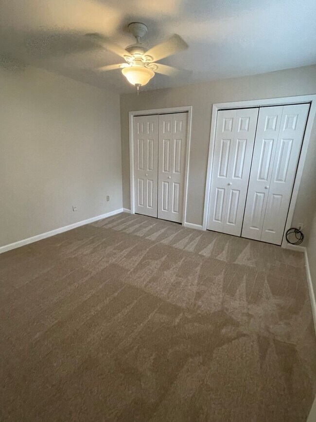 Foto del edificio - 2Bd/1.5Ba Townhouse located on the Germantown/Memphis Line!