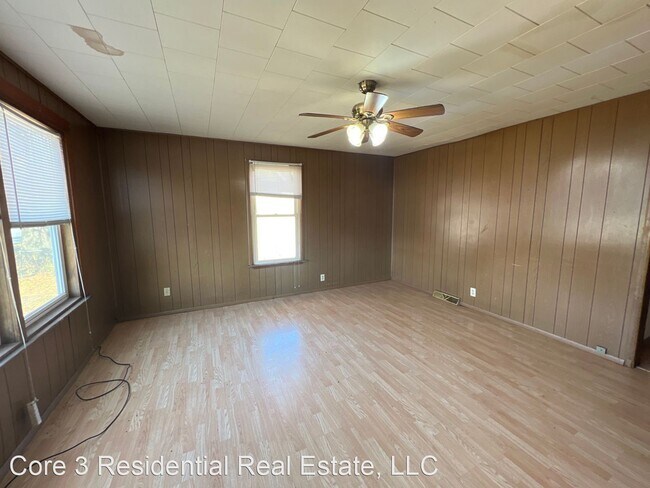 Foto del edificio - 3 br, 1 bath House - 1832 S 11th