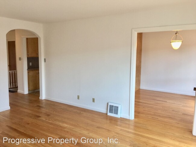 Building Photo - 3 br, 2 bath House - 2319 44th Avenue