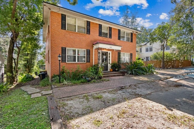 Building Photo - 3582 Hedrick St