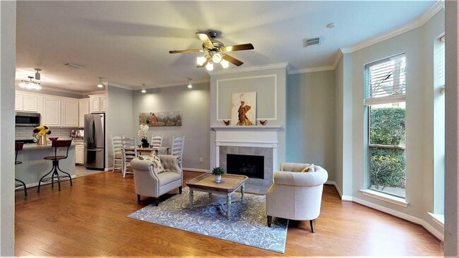 Foto del edificio - 2104 Gillette St