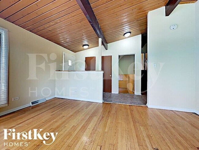 Building Photo - 20536 Greenwood Dr