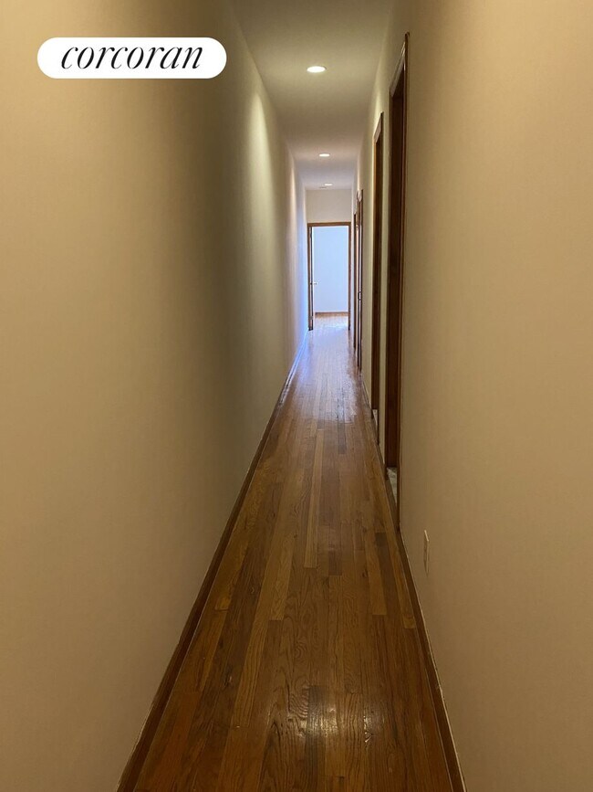Building Photo - 139 W 83rd St