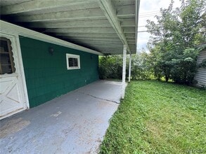 Building Photo - 685 Longmeadow Rd