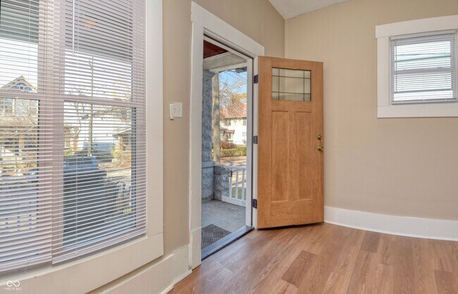 Foto del edificio - 1247 Wright St