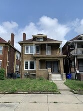 Building Photo - 1500 Clairmount Ave