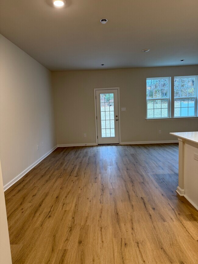 Foto del edificio - 8 Reagan Rd