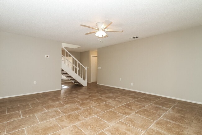 Building Photo - 6803 Highland Bluffs