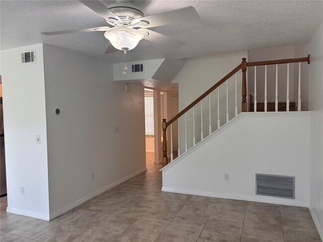 Building Photo - 4813 Coachmans Dr